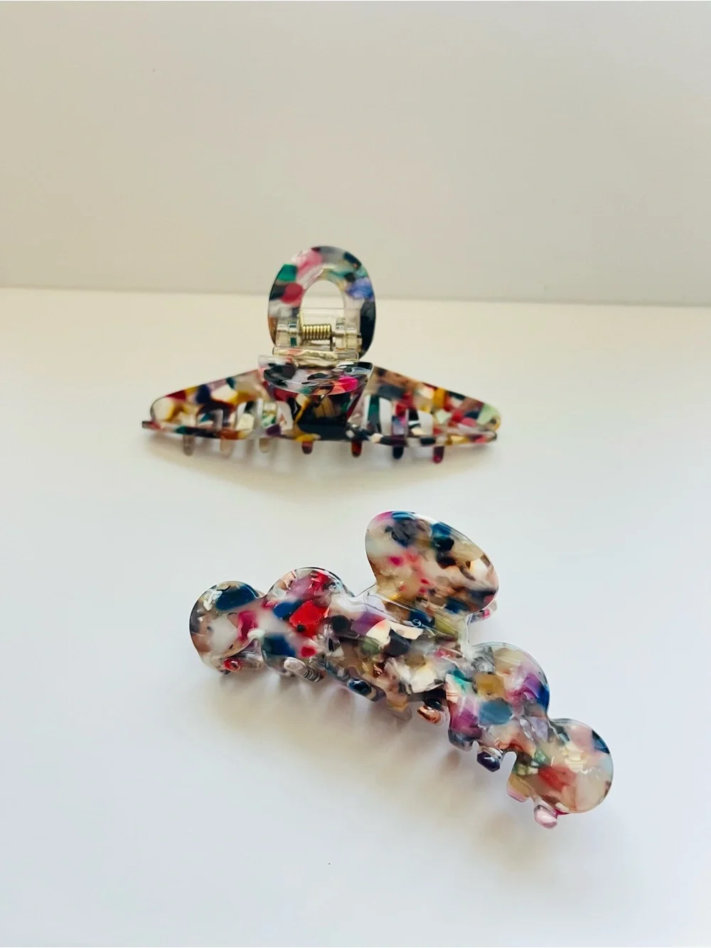 Multicolor Resin Hair Claw Clip - Set of 2